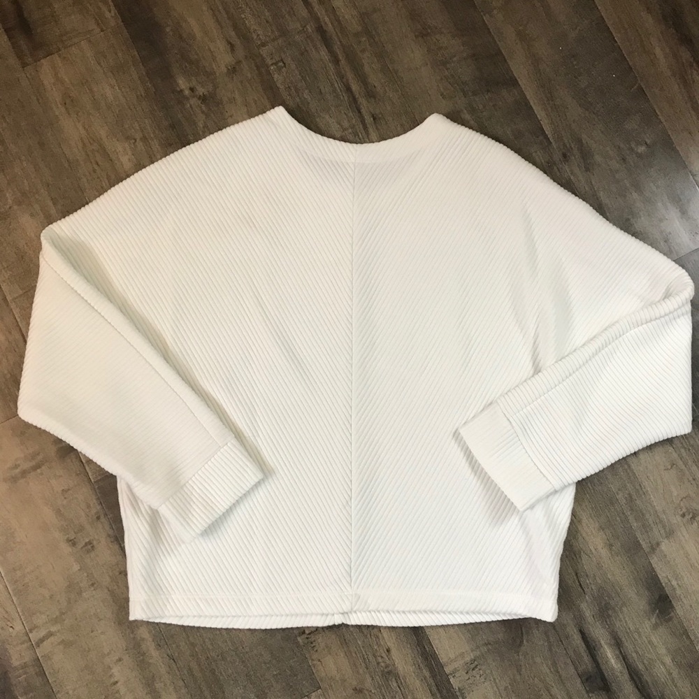 A new day M white ribbed sweatshirt top Target